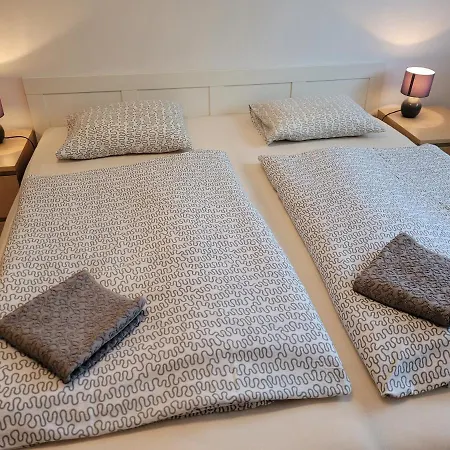 Apartment Apartman Roznava City & Parking Roznava