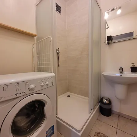 Apartman Roznava City & Parking