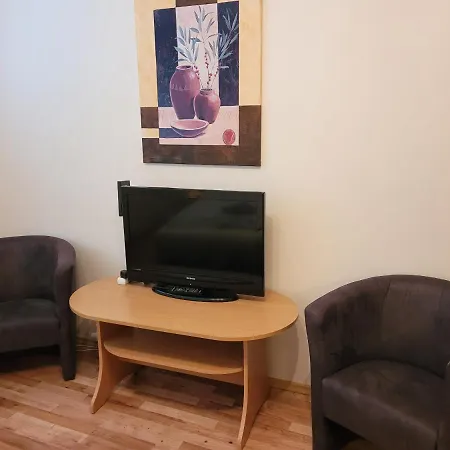 Apartman Roznava City & Parking