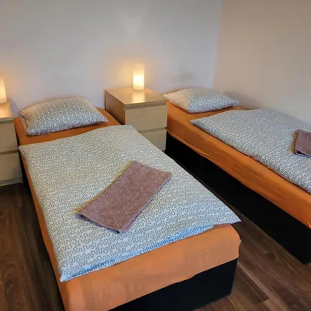 Apartman Roznava City & Parking Apartment