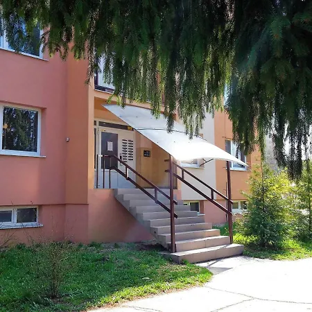 Apartman Roznava City & Parking